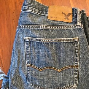 American eagle denim jeans. 32 /30 good condition